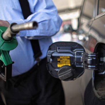 ECCO COSA FARE PER RISPARMIARE SUL CARBURANTE